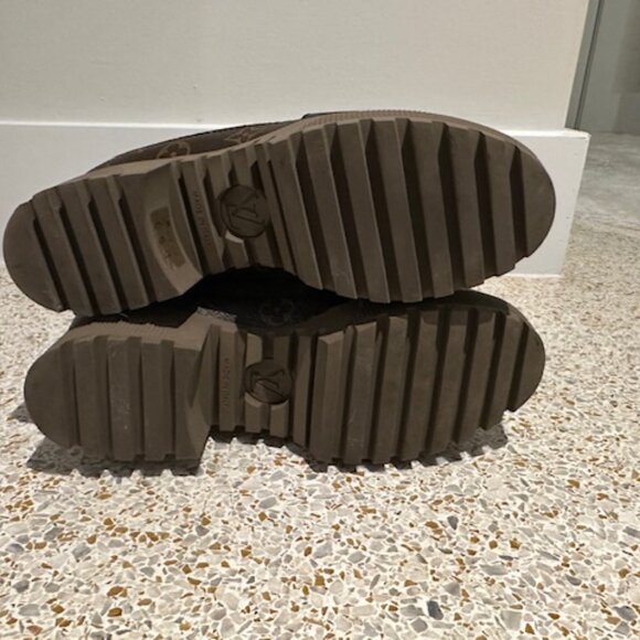 Louis Vuitton Laureate Platform Desert Boot - Picture 11 of 12